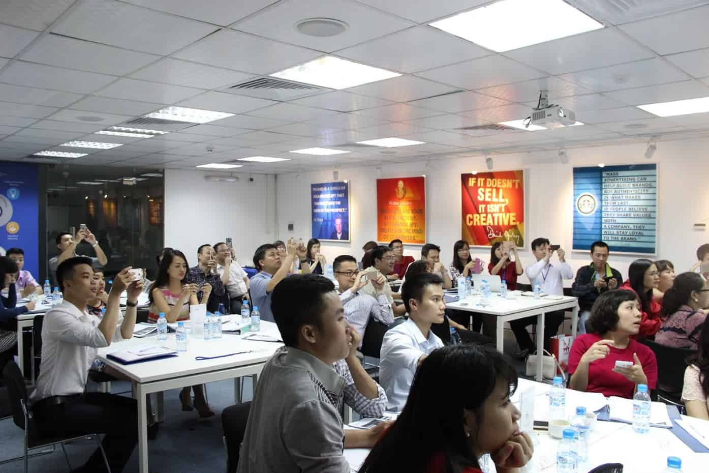 Các lớp học Brand