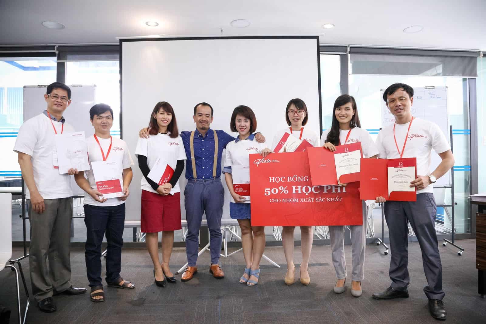 Ngọn lửa brand 28 vẫn cháy mãi